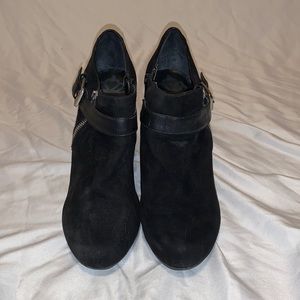 black booties